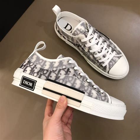 dior sneakers imitation